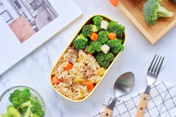 Nấu cơm sườn mang đi làm ăn trưa, công ty tôi ai cũng hỏi cách làm!-5