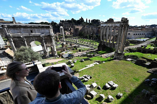 Italy sau lệnh phong tỏa: Cuộc sống chững lại, người dân cảm thấy sốc nhưng du khách vẫn muốn trải nghiệm khung cảnh im ắng lạ thường-2