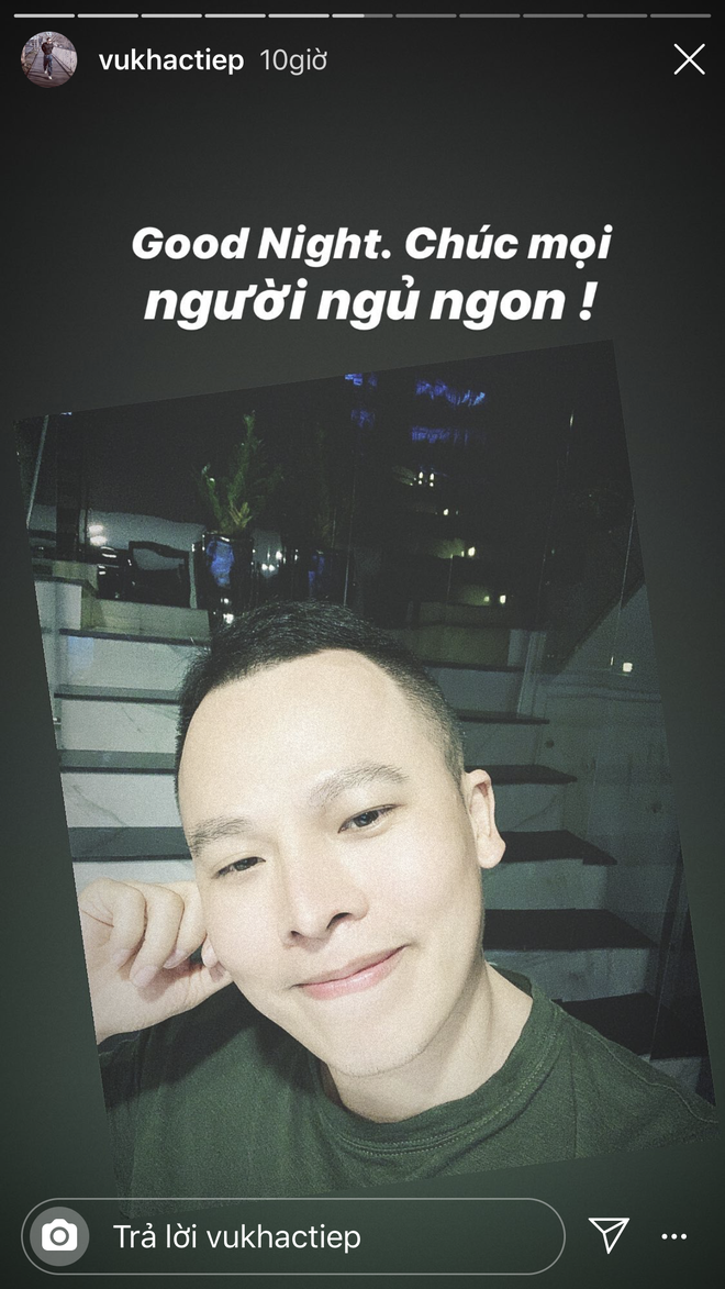 Động thái đầu tiên của Vũ Khắc Tiệp khi kết quả âm tính với Covid-19: Ngồi nhà nấu ăn, đăng ảnh du lịch-1