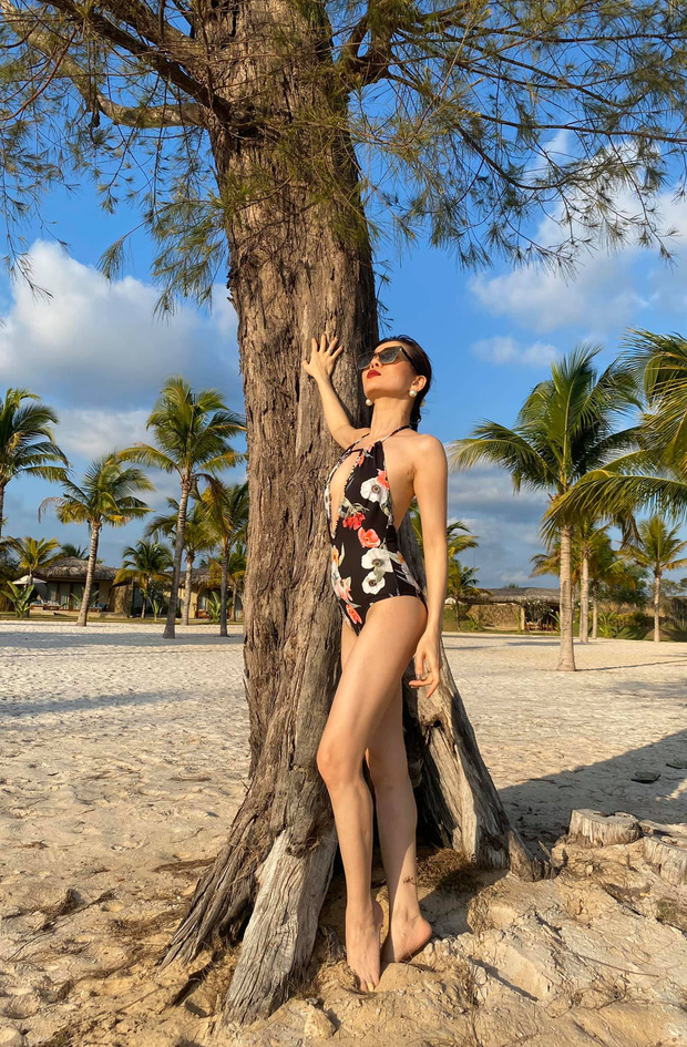 Lệ Quyên tự tin tung loạt ảnh chụp bằng camera thường: U40 mà diện áo tắm khoe body nóng bỏng, ba vòng đâu ra đấy-2