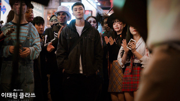 Mở đầu hầm hố nhưng Tầng Lớp Itaewon lại xuống phong độ rõ nét vì 5 lý do này, biên kịch ơi cứu nổi phim không?-15