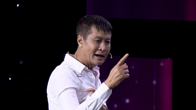 Đạo diễn Lê Hoàng bật dậy, chỉ thẳng vào Quyền Linh: Người Việt Nam xưa không ăn mặc như ông Quyền Linh-2