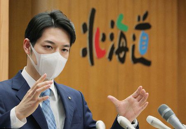 Chân dung thống đốc trẻ nhất Nhật Bản đang khiến chị em phát cuồng: Ngoại hình cực phẩm, tài giỏi hơn người và đi lên từ 2 bàn tay trắng-2