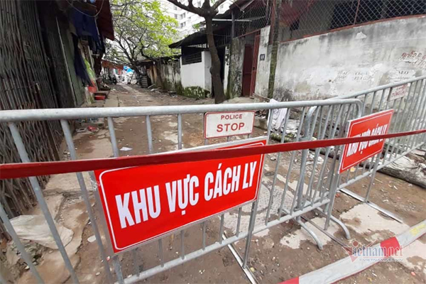 Tâm sự của những người dân khu cách ly bệnh nhân thứ 39 nhiễm Covid-19 ở Cầu Giấy-10