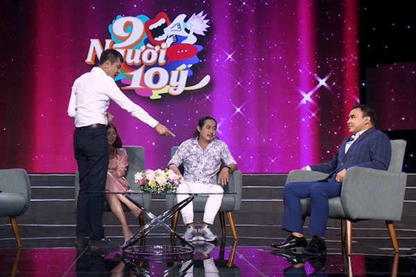 MC Quyền Linh nói thẳng với Lê Hoàng: Sống như anh nói là không có tình nghĩa-5