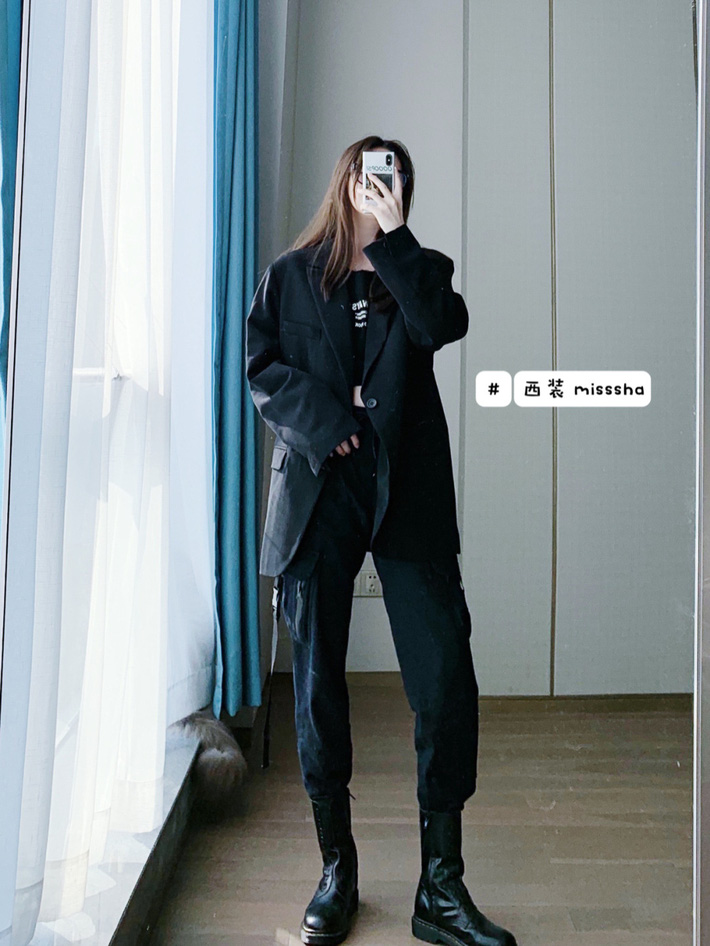 7 cách diện blazer từ cool ngầu đến thanh lịch, quan trọng là hack chân dài khiến bạn muốn bắt chước ngay-5