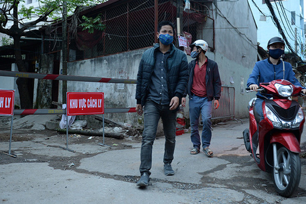 Tin đồn để Covid-19 lây lan tại Châu Âu nhằm tạo miễn dịch cộng đồng: Bác sĩ Việt lên tiếng-3