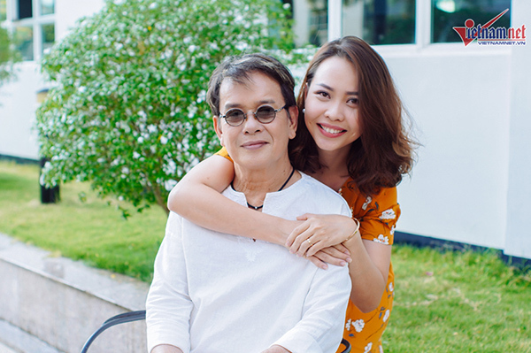 Sống với vợ kém 44 tuổi, nhạc sĩ Đức Huy đam mê rửa bát-2