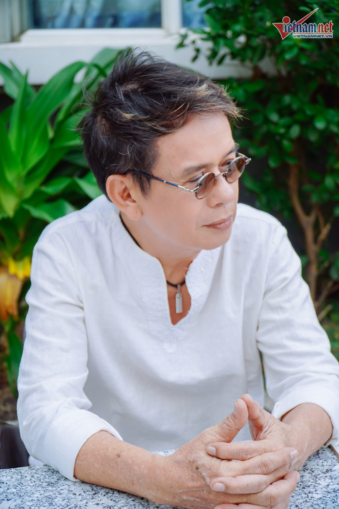 Sống với vợ kém 44 tuổi, nhạc sĩ Đức Huy đam mê rửa bát-3