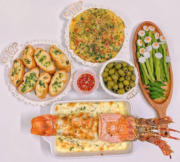 Mẹ đảm nhất nhì facebook khoe những mâm cơm đầy dinh dưỡng để chống dịch-14