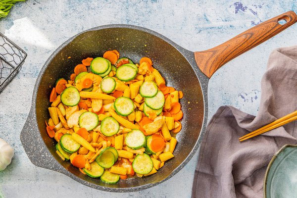 Cuối tuần nấu xôi gà nướng mật ong mềm ngon thơm phức đãi cả nhà-10