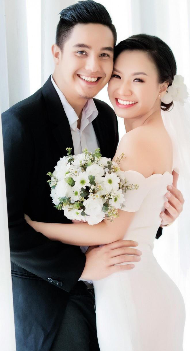 Chân dung bà xã hơn tuổi, quyến rũ khó tin của hot boy một thời Baggio-1