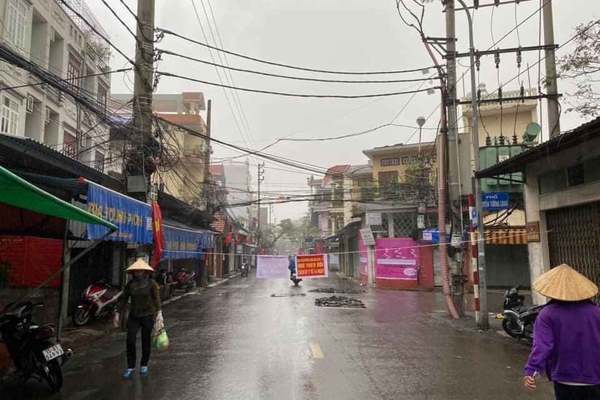 Một gia đình dự tiệc ở nhà bệnh nhân thứ 34, Hải Phòng cách ly cả khu phố-1