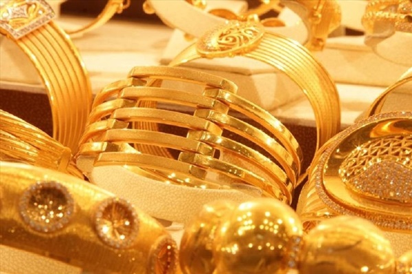 Chênh lệch giá mua bán 1,5 triệu đồng, đầu cơ vàng lỗ nặng-2