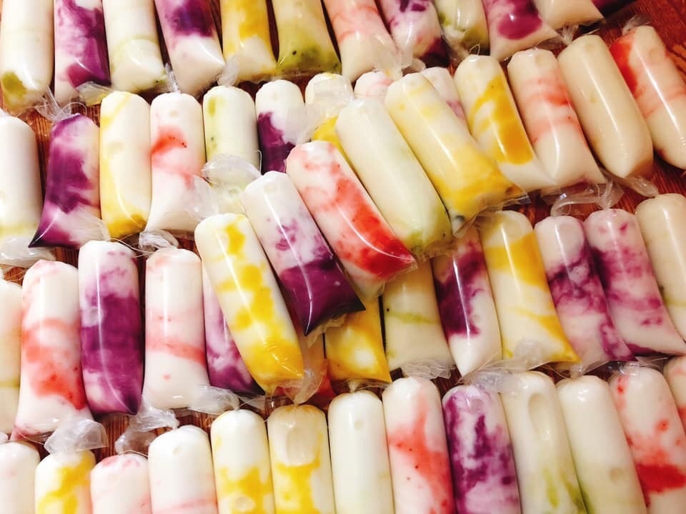 Sữa chua xanh đỏ 15 ngàn/kg, rao hàng xịn bán rẻ ê hề-1