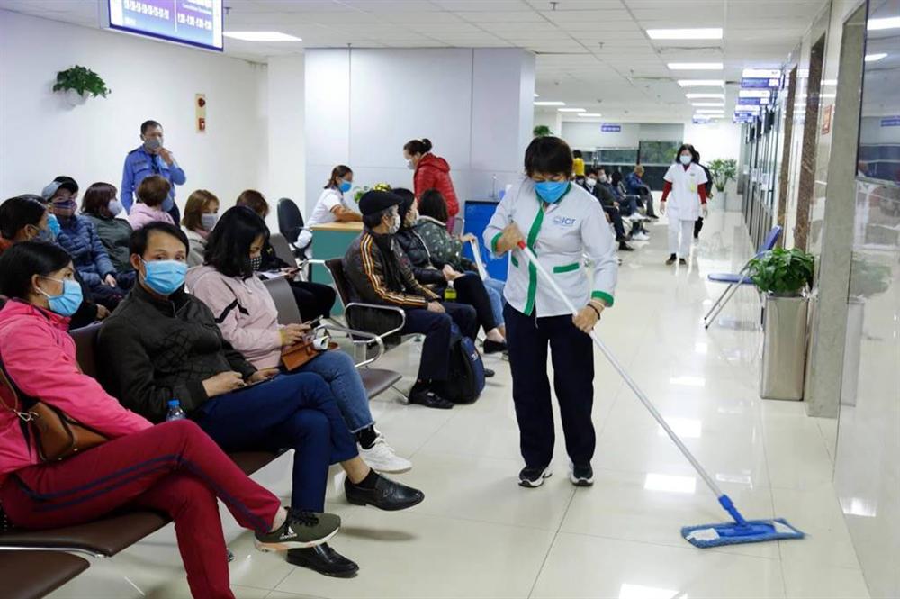 Sửng sốt với vũ điệu rửa tay Ghen Cô Vy của Bệnh viện K-4