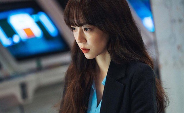 Chồng tôi vừa trúng quả cả tỷ đồng thì vợ cũ của anh đột ngột tới nhà rồi đòi xin nửa mảnh đất-1