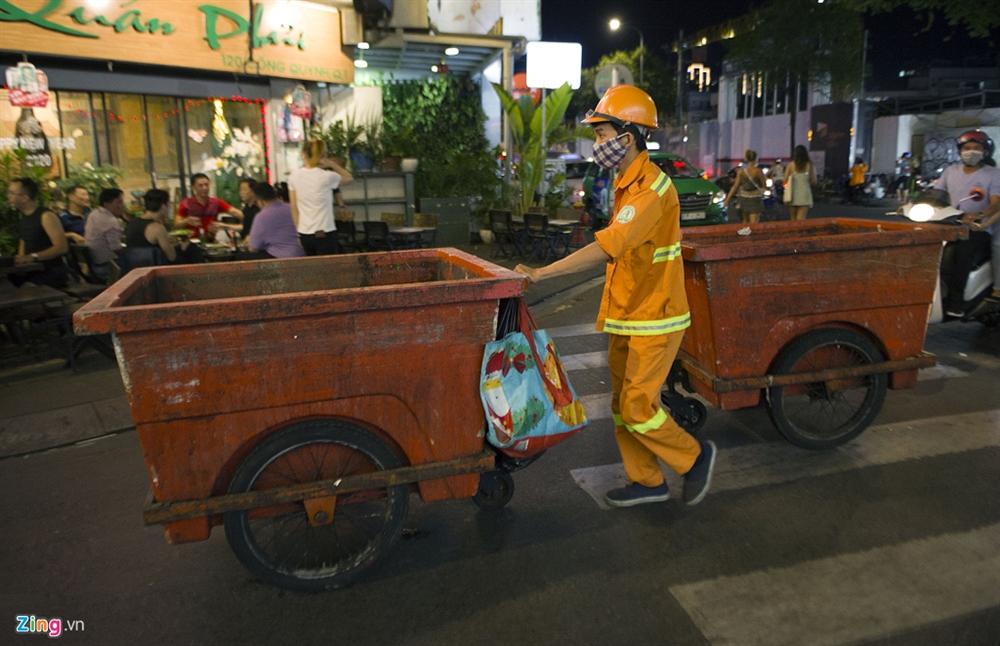 Phố Tây Bùi Viện vắng bóng khách-9