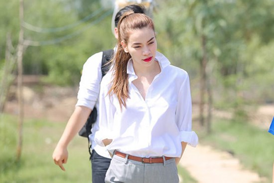 Hồ Ngọc Hà chuyển nóng 3 tỷ đồng phòng chống dịch Covid-19, giúp miền Tây điêu đứng vì hạn mặn