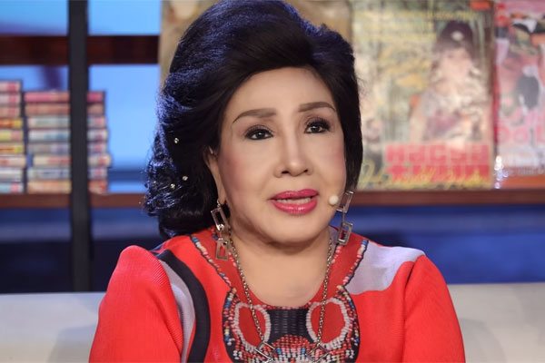 Chân dung nữ NSND là thần tượng của MC Lại Văn Sâm, khiến anh phải năn nỉ trên truyền hình-5