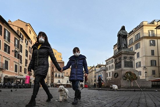 Số ca nhiễm mới tại Italy tăng gần 3.500 trong một ngày