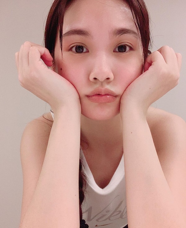 Tấm hình lão hóa ngược của hội yêu tinh hack tuổi xứ Đài cũng không gây choáng bằng làn da mộc của 3 mỹ nhân U40-4