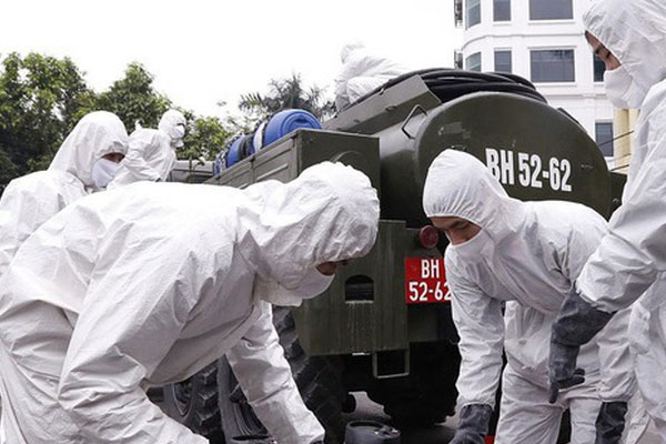 Chủ tịch TP Hà Nội: Có dấu hiệu nghi nhiễm Covid-19 phải gọi ngay hotline, trung tâm cấp cứu chịu trách nhiệm chở người bệnh đến bệnh viện-5