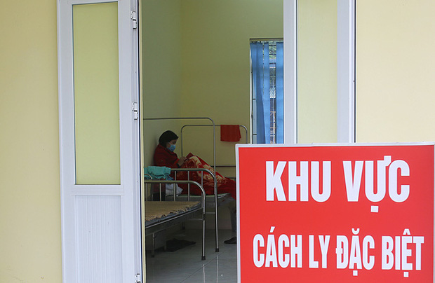Chủ tịch TP Hà Nội: Có dấu hiệu nghi nhiễm Covid-19 phải gọi ngay hotline, trung tâm cấp cứu chịu trách nhiệm chở người bệnh đến bệnh viện-3