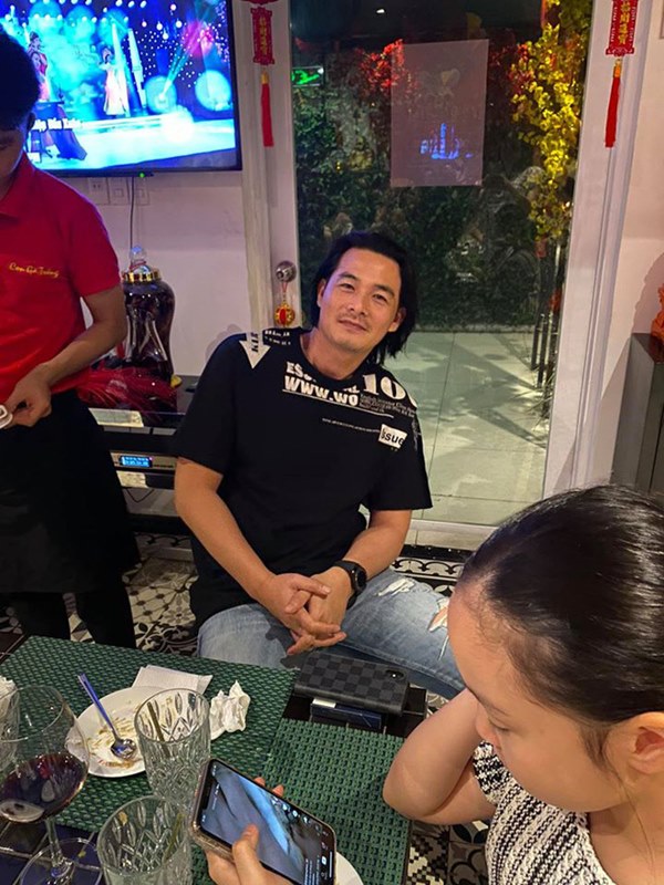 Quách Ngọc Ngoan phát tướng, xuống sắc sau 5 năm hẹn hò nữ đại gia hơn 9 tuổi-3