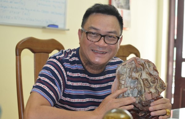 Nghệ sĩ Việt từng là đại gia, phút chốc thân bại danh liệt vì vỡ nợ hàng tỷ đồng-12