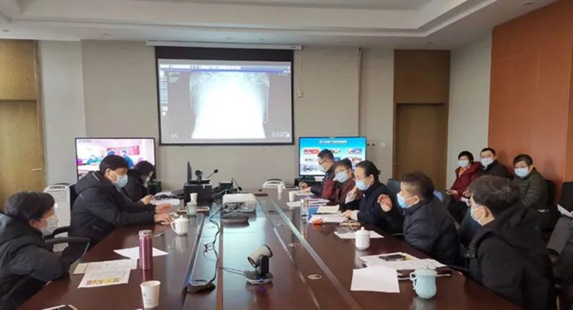 Ca ghép phổi đầy kịch tính cho bệnh nhân Covid-19 ở TQ: Bác sĩ thất kinh khi vừa mở lồng ngực-2