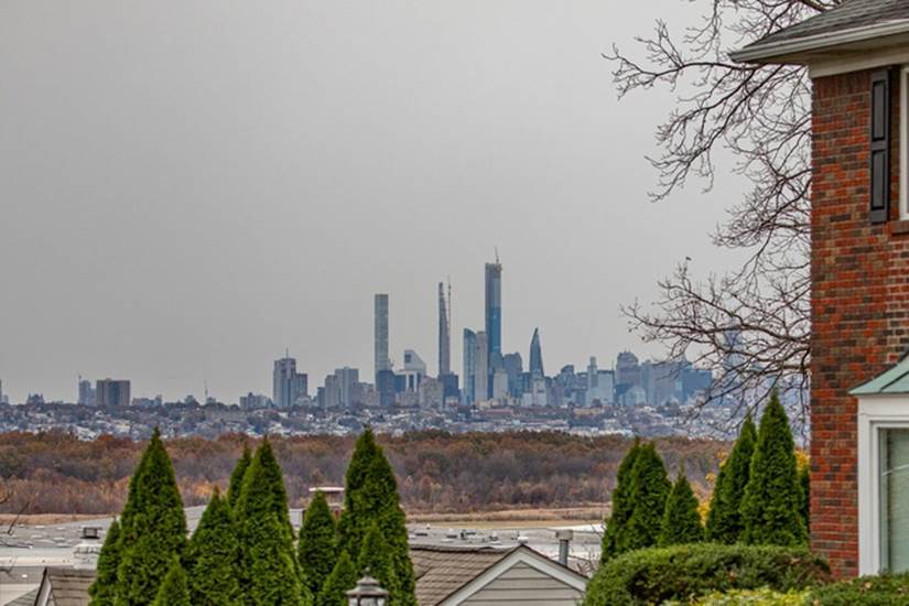 Dịch bệnh phơi bày sự phân tầng giàu nghèo trong xã hội Mỹ-1