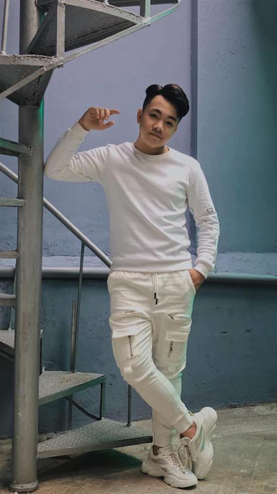 Hiện tượng nhí từng đánh bại” Phương Mỹ Chi, được Hoài Linh nhận nuôi từ 4 tuổi giờ ra sao?-9