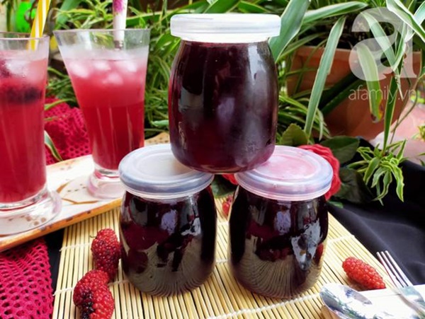 Mùa dâu tằm chín rộ, mẹ đảm làm siro dâu tằm để giải nhiệt mùa hè-6