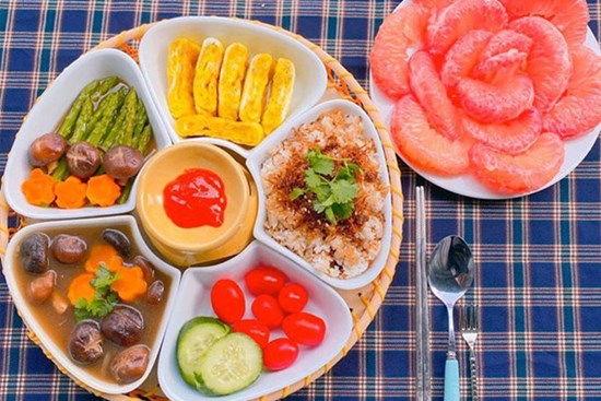 9X độc thân, quyến rũ, cứ vào bếp nấu ăn ngon là bạn bè hỏi