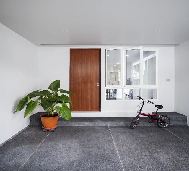 Choáng ngợp ngôi nhà 300m2 với khu vườn bonsai toàn cây khủng”-2