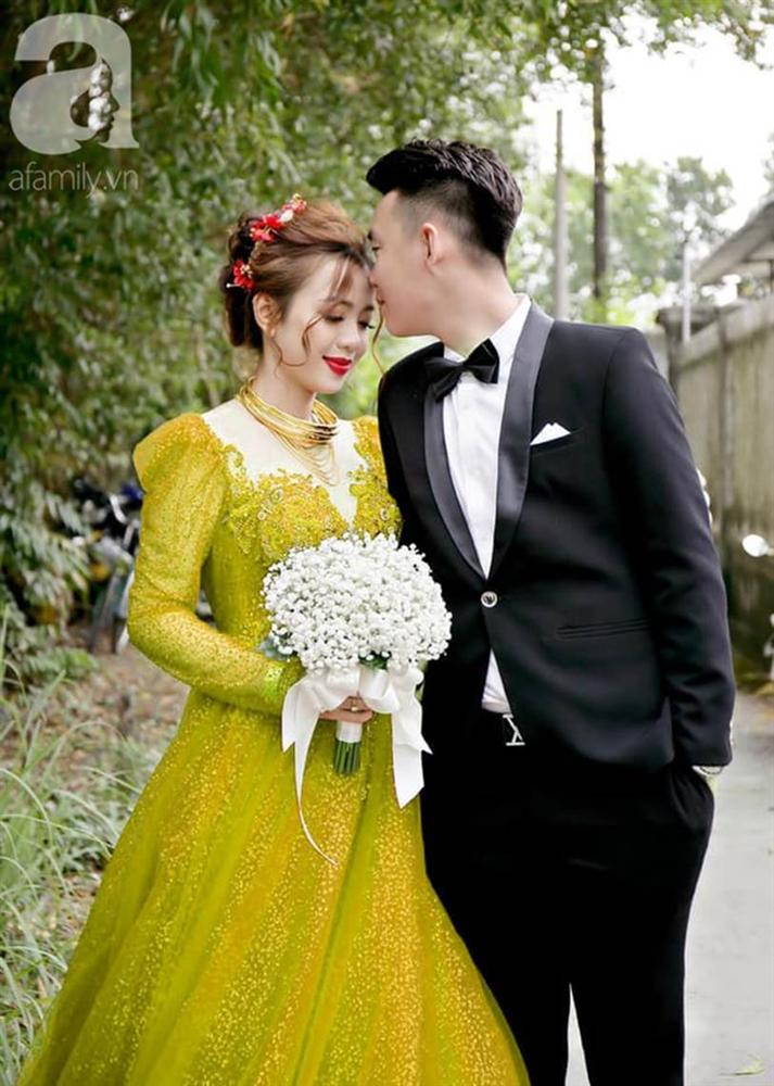 MXH xôn xao với bài đăng cô dâu 7 màu nhận về 24k like, chú rể tiết lộ sự thật bất ngờ đằng sau màn thay váy nhanh như chớp-8