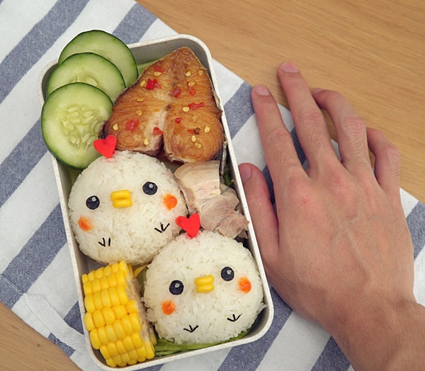 Xuất hiện soái ca giấu mặt khiến chị em phát cuồng: Body nhìn thoáng qua cũng biết cực phẩm nhưng tài nghệ bếp núc mới hạ gục tất cả!-12