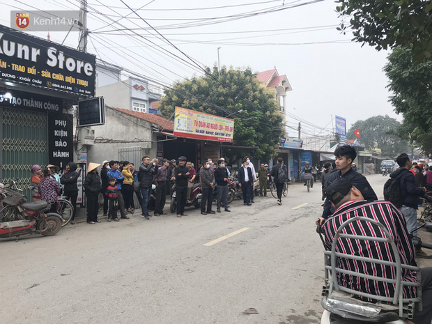 Nhân chứng kể lại giây phút kinh hoàng khi ngôi nhà bốc cháy khiến 3 người tử vong: Trong nhà chẳng ai kêu cứu được câu nào-14