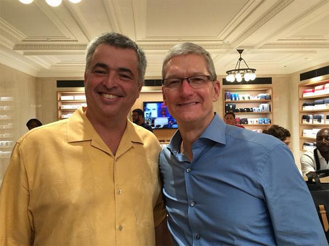 Sốc: CEO Tim Cook của Apple có thể đã bị nhiễm virus Covid-19-1