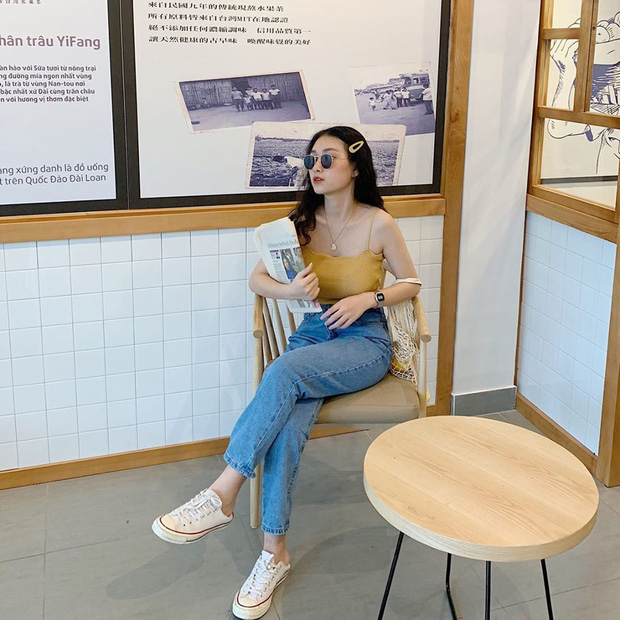 Street style hội gái xinh mặc đẹp Instagram: Chỉ cần chân váy xinh hoặc quần hack dáng” là đạt điểm 10 rồi-8