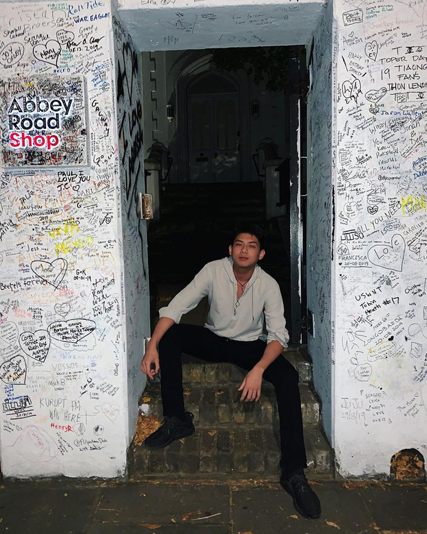 Con trai út tỉ phú Johnathan Hạnh Nguyễn - Hiếu Nguyễn bất ngờ đăng ảnh tiều tuỵ, anh trai lập tức vào chấn chỉnh-4