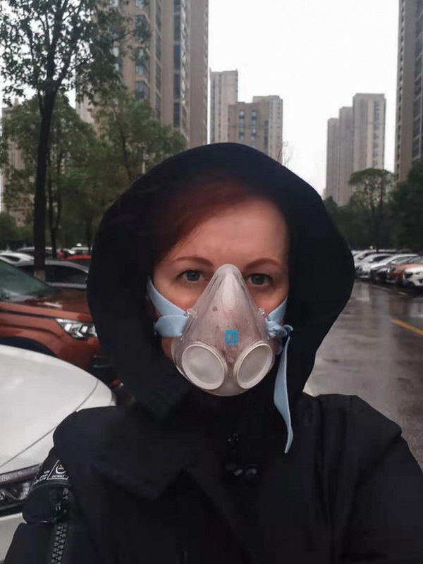 Chia sẻ của người Ý sống tại Vũ Hán lúc này: Cảm giác bị mắc kẹt giữa hai ổ dịch, 1 cũ - 1 mới-1