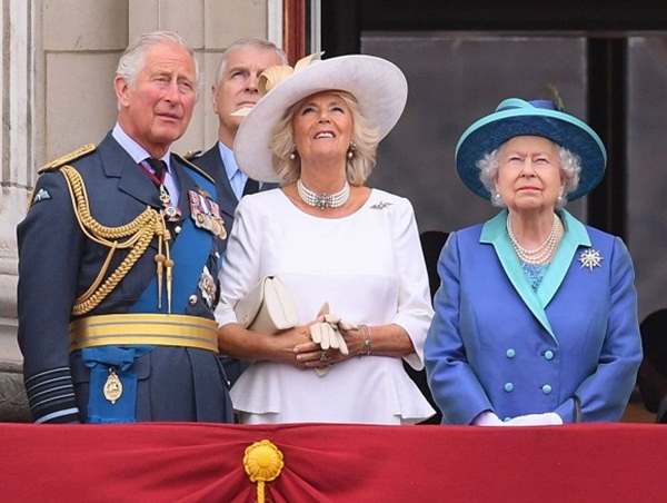 Meghan cùng Harry và con trai giam mình trong biệt thự triệu đô sau khi Canada đóng cửa biên giới vì đại dịch COVID-19-2