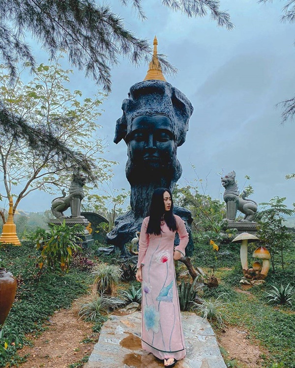 Lạc bước xứ chùa Vàng tại ngôi chùa tuyệt đẹp xứ Huế-11