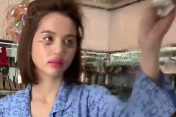 Bỏ mấy trăm triệu mua bàn ăn nhưng Ngọc Trinh lại ăn uống rất đơn giản, bữa trưa chỉ có hai món giá vài chục nghìn-7