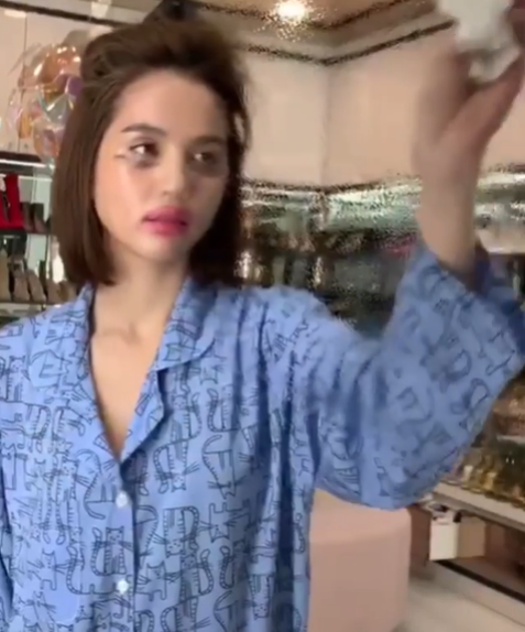 Ngọc Trinh bất ngờ để lộ khoảnh khắc xấu xí như Thị Nở, tiếp theo lại là trò gì đây?-2