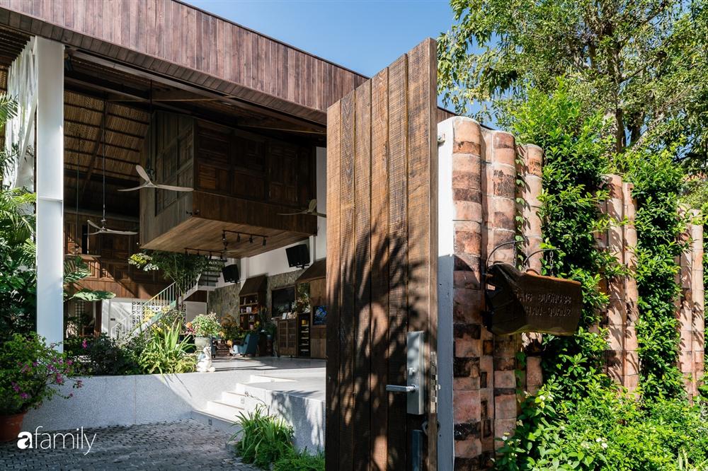 Ngôi nhà gỗ của người con xa quê với thiết kế giống tổ chim đậm chất Bắc Bộ trong lòng Sài Gòn-3