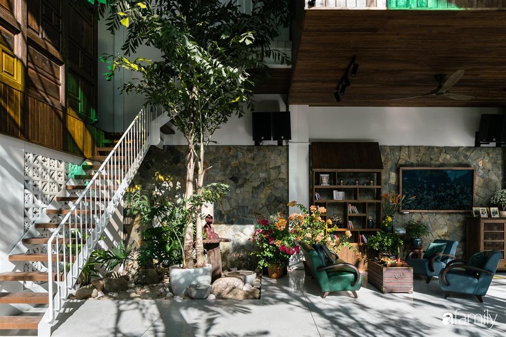 Ngôi nhà gỗ của người con xa quê với thiết kế giống tổ chim đậm chất Bắc Bộ trong lòng Sài Gòn-7