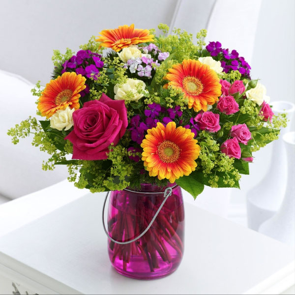 Hoa tươi chơi 10 ngày vẫn như mới nhờ loại nước nhiều người thích uống này-1